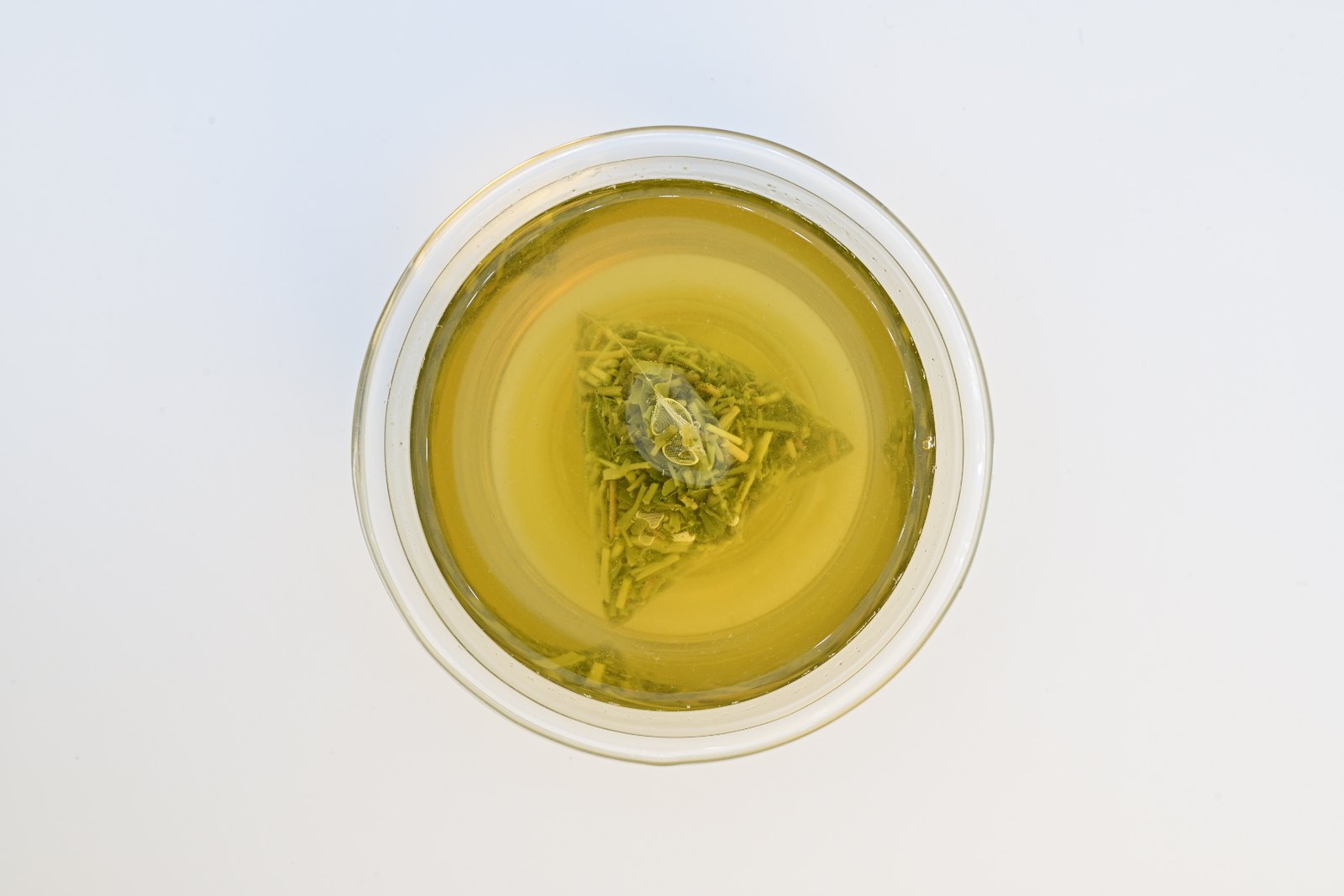 Kukicha brewing in the cup